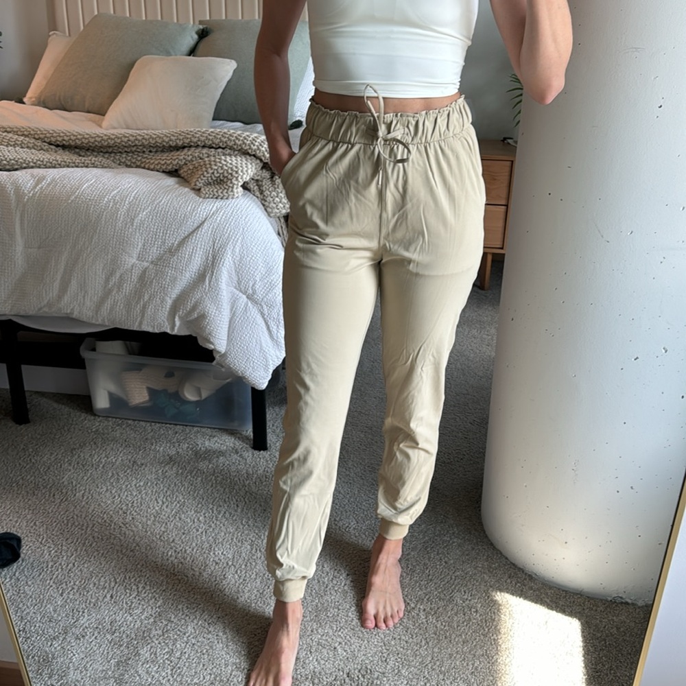 Lululemon Stretch High Rise Jogger